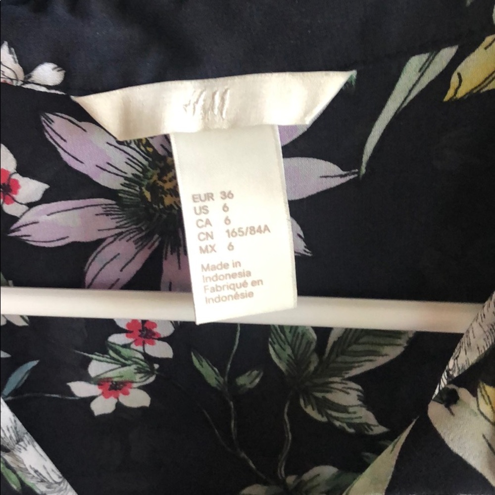 H&M tunic - Picture 3 of 3